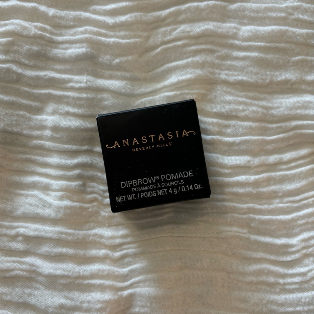 Anastasia Beverly Hills Dipbrow